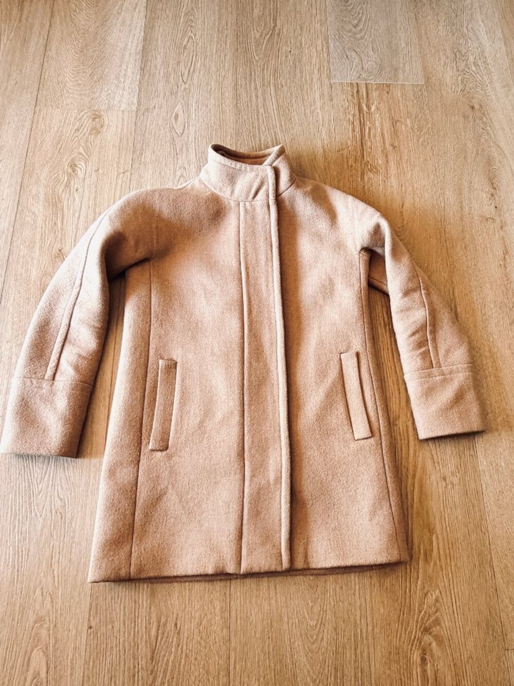 J. Crew Womens City Coat in a Camel Wool Blend Size 4 Mint condition